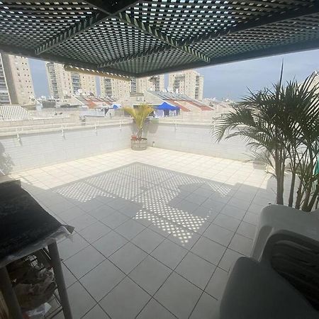 דופלקס משפחתי בשכונת מנחם בגין Apartment Ramla Luaran gambar